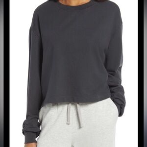 Treasure & bond pullover.